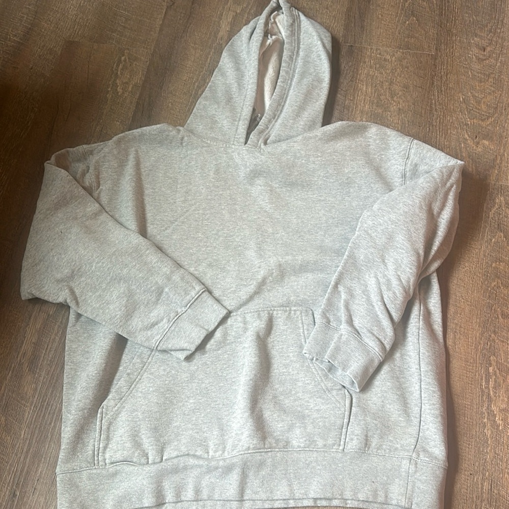 Reebok hooded sweatshirt - men’s size medium